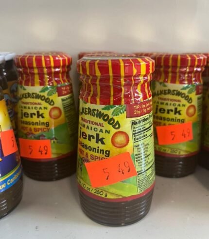 TRADITIONAL JAMAICAN JERK SEASONING HOT AND SPICE